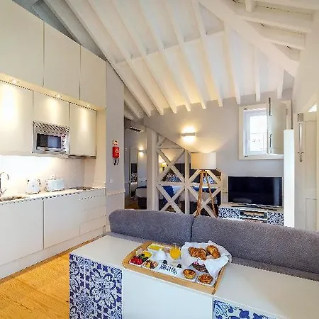 מלון דירות Baixa - Luxury 4*