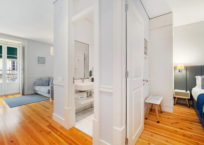 Aparthotel Baixa - Luxury 4*