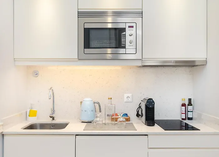 Aparthotel Baixa - Luxury 4*